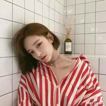 蓝眼圣诞老人封面